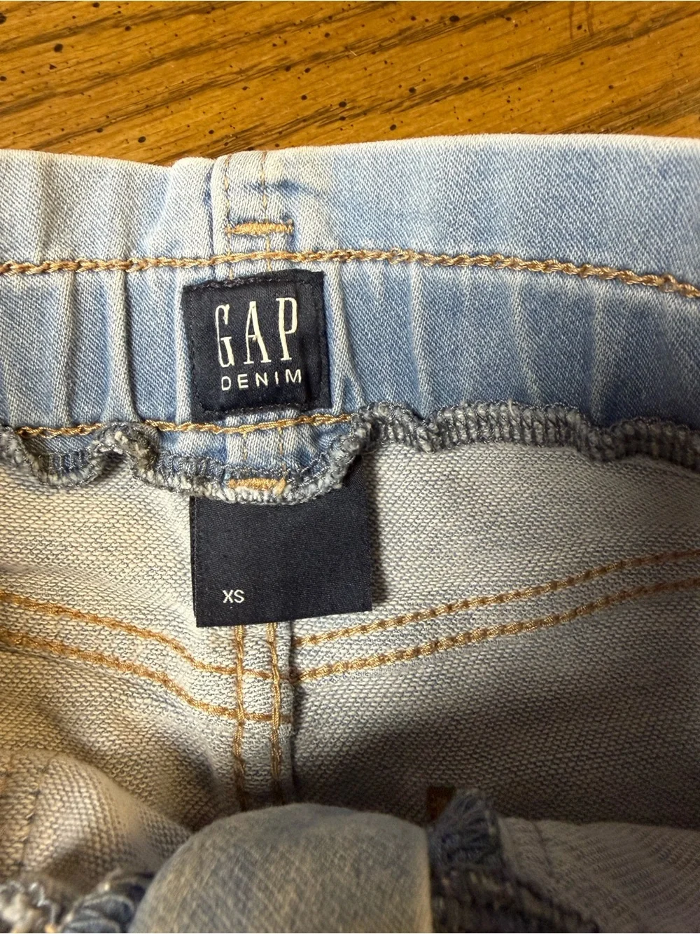GAP Light Wash Denim Skirt with Front Pockets